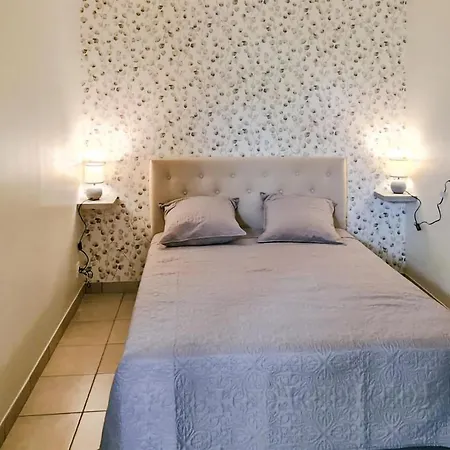 Cozy In Saint-vincent-la-chatr With Wifi Holiday home *